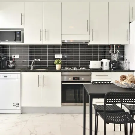 Apartment Home&comfort - Avenidas Novas *